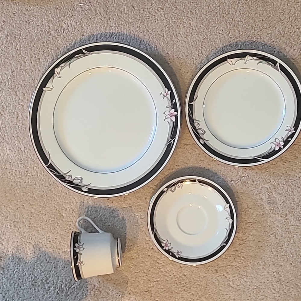 Kabukiby NITTO 4 piece setting